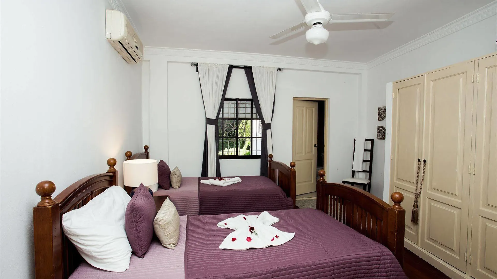 سانتو دومينجو Hotel Portes 9 فندق مبيت وإفطار سانتو دومينجو